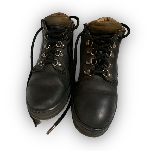 Timberland Men's Outdoors Black Leather Lace Up High Top Round Toe Ankle Boots - Picture 3 of 7